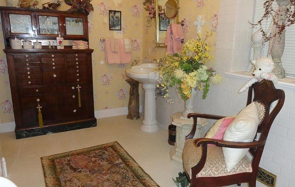Baert Baron Mansion Bed&Breakfast Zeeland Bagian luar foto